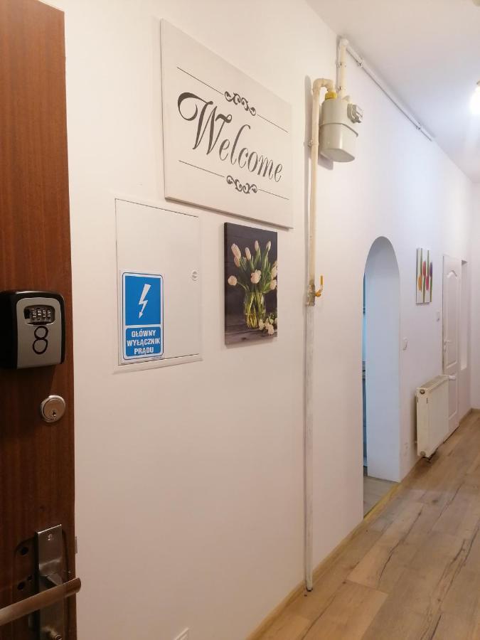 Hostel Tulip - Pokoj Jednoosobowy Nr 3 Ze Wspolna Lazienka I Kuchnia 슈체친 외부 사진