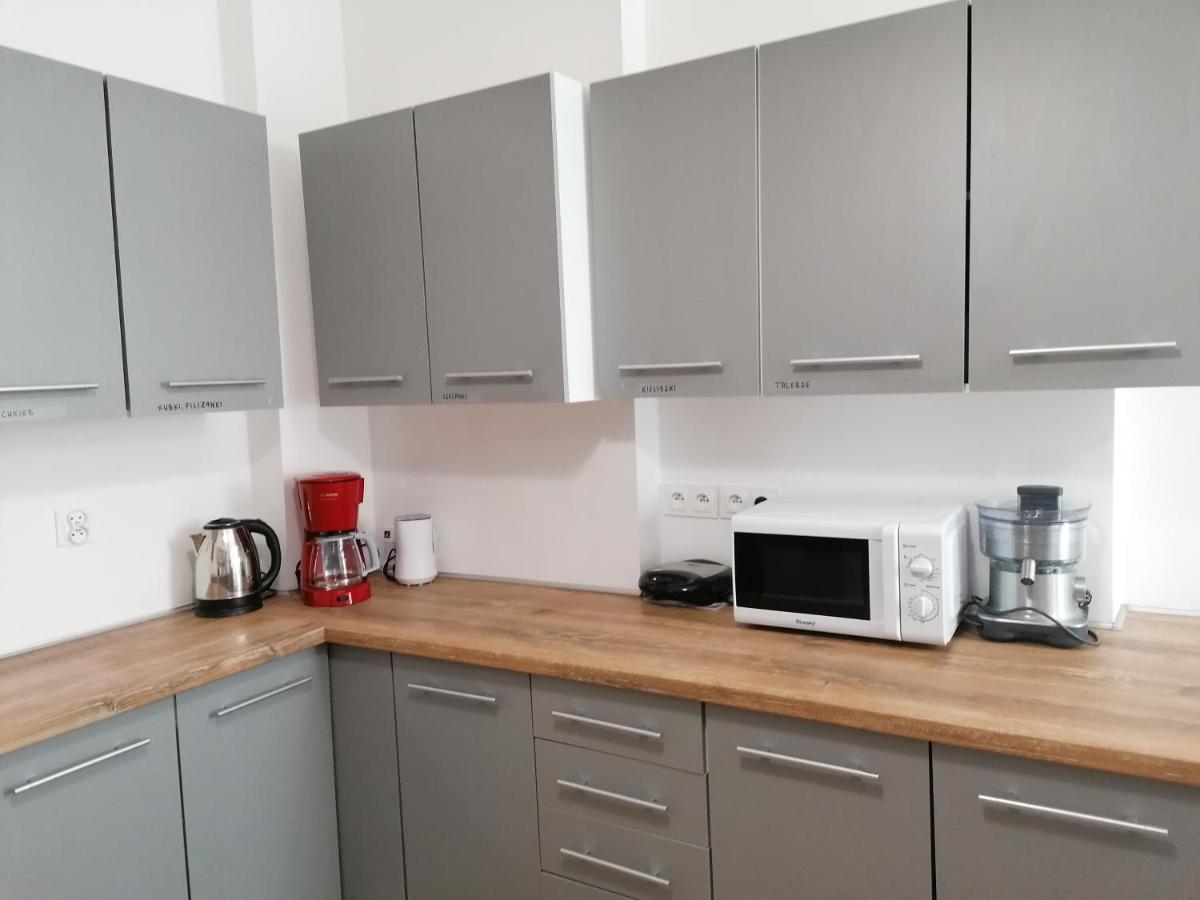 Hostel Tulip - Pokoj Jednoosobowy Nr 3 Ze Wspolna Lazienka I Kuchnia 슈체친 외부 사진