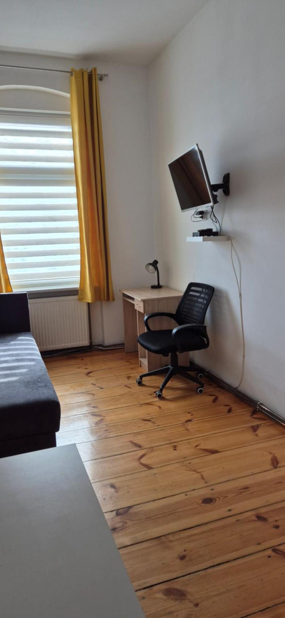 Hostel Tulip - Pokoj Jednoosobowy Nr 3 Ze Wspolna Lazienka I Kuchnia 슈체친 외부 사진