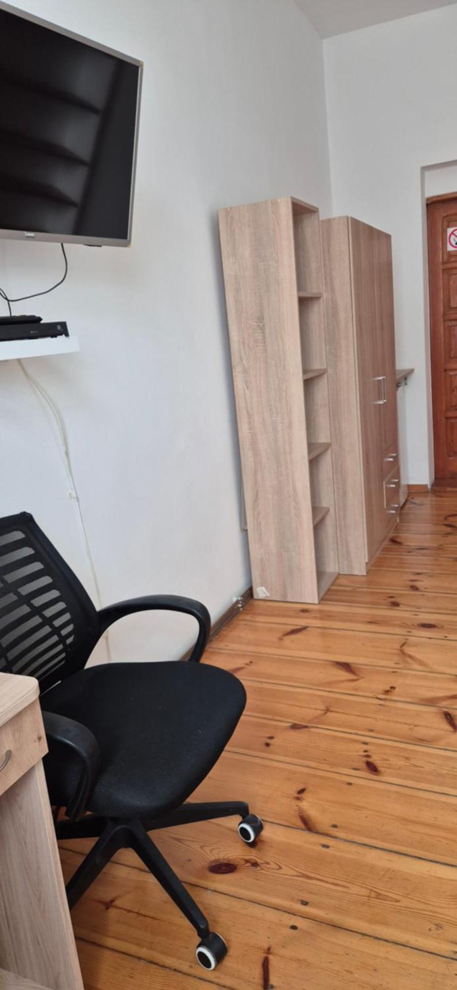 Hostel Tulip - Pokoj Jednoosobowy Nr 3 Ze Wspolna Lazienka I Kuchnia 슈체친 외부 사진